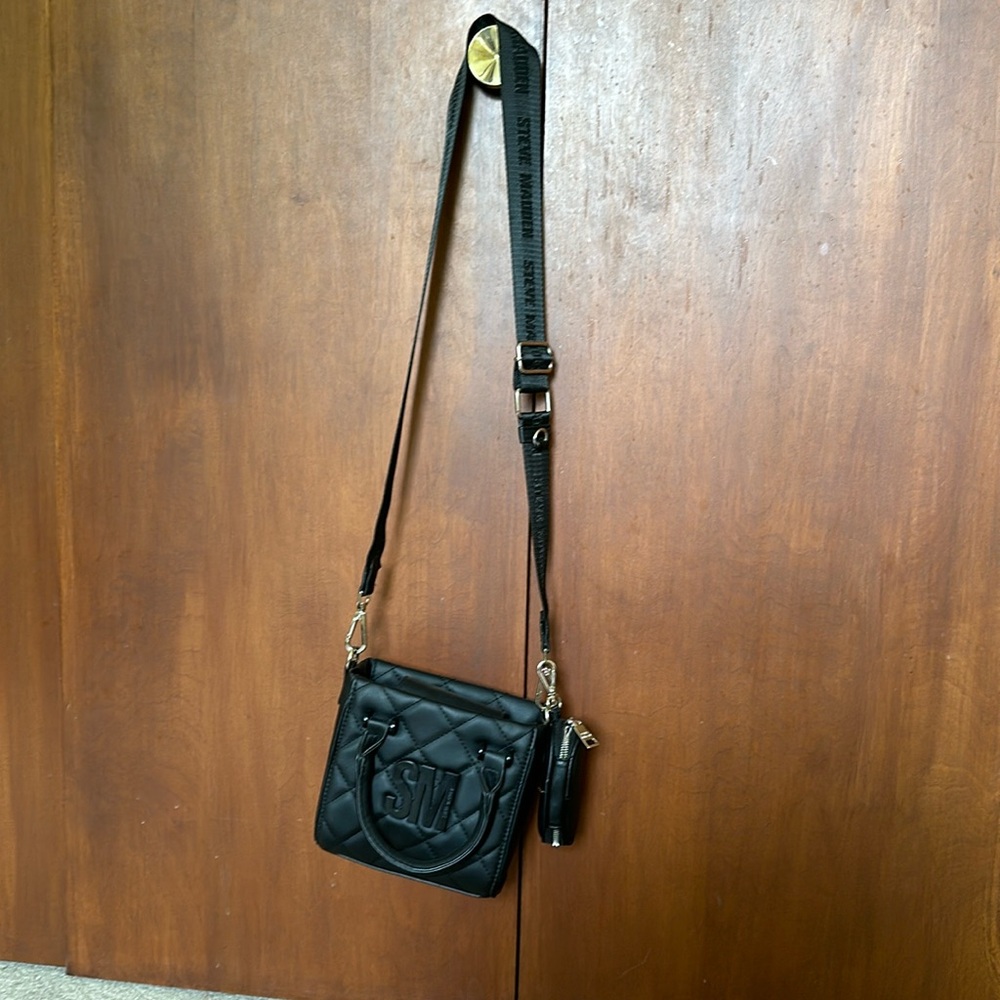 Steve Madden black shoulder bag